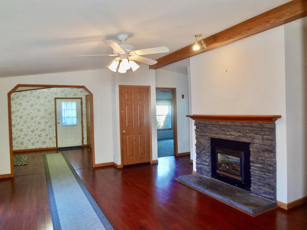 23 Magnolia Lane Belmont NH 03220