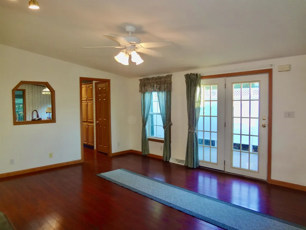 23 Magnolia Lane Belmont NH 03220