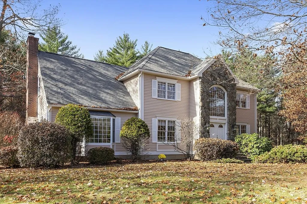 35 Alexis Lane Hampton Falls NH 03844