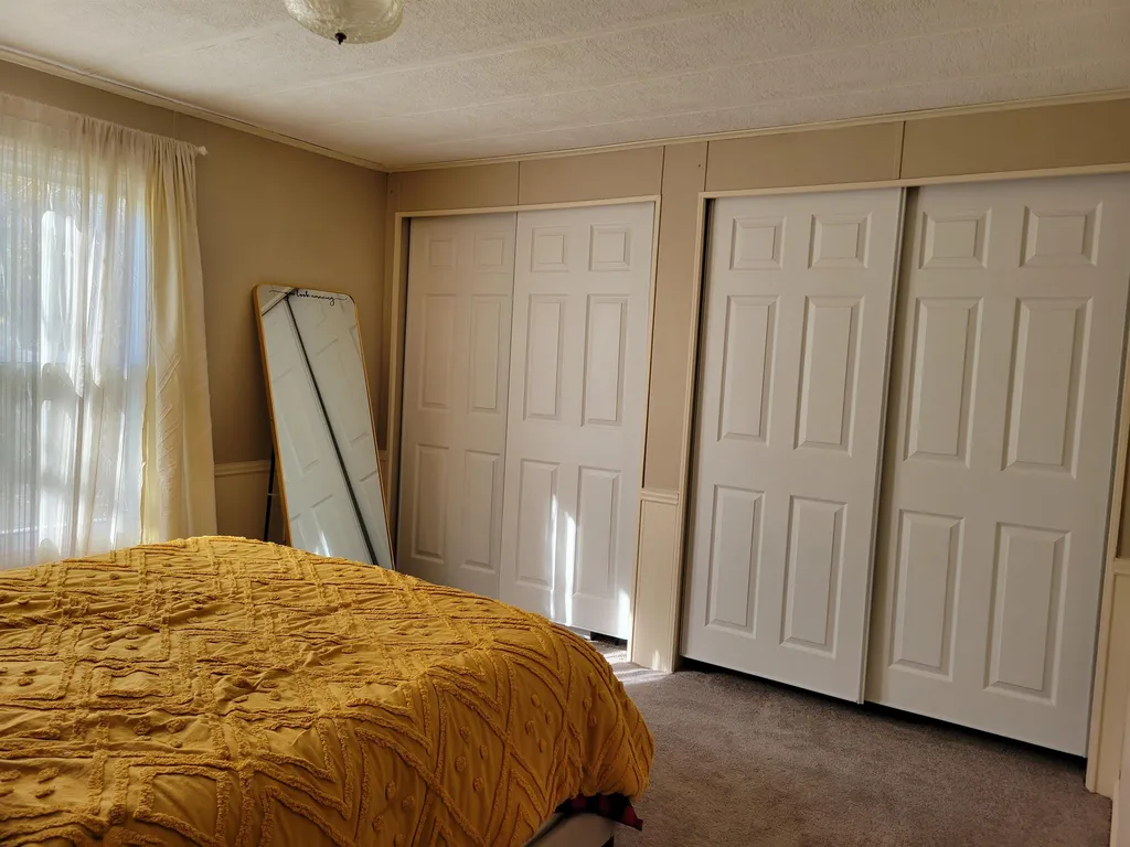 22 Agent Road Raymond NH 03077