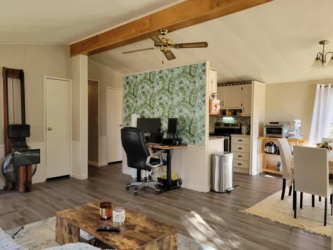 22 Agent Road Raymond NH 03077