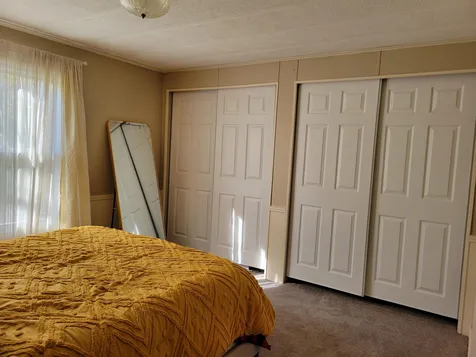 22 Agent Road Raymond NH 03077