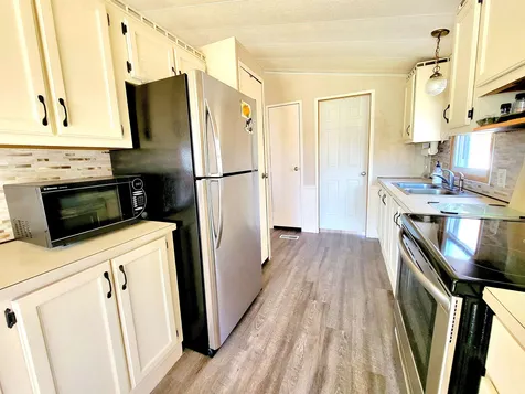 22 Agent Road Raymond NH 03077