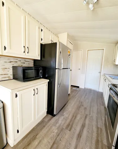 22 Agent Road Raymond NH 03077