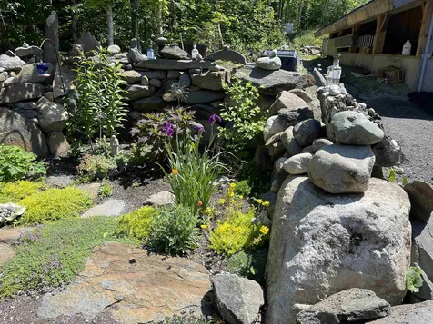 4276 New Duck Pond Road Sheffield VT 05866