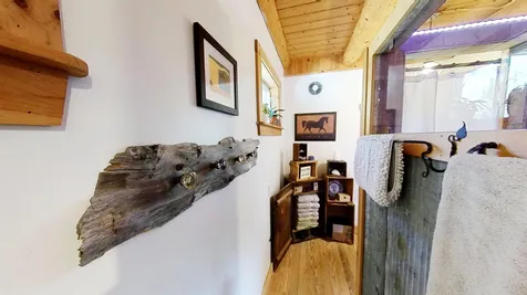 4276 New Duck Pond Road Sheffield VT 05866