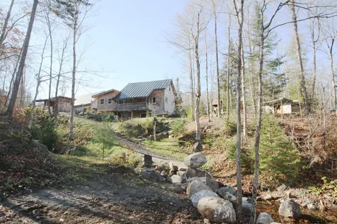 4276 New Duck Pond Road Sheffield VT 05866