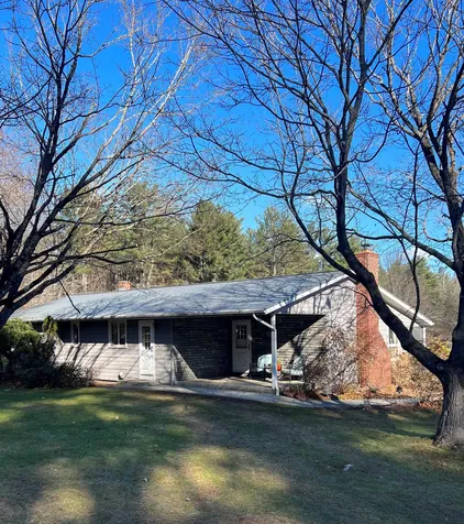 239 Matthews Road Swanzey NH 03446
