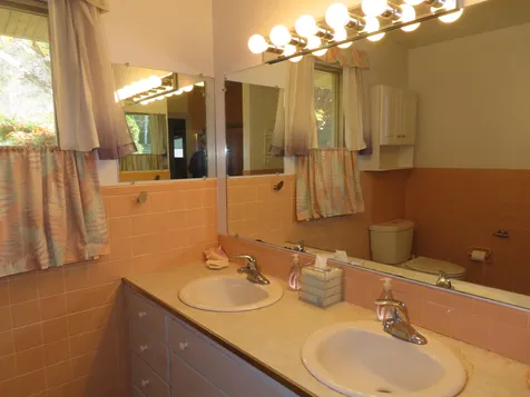 239 Matthews Road Swanzey NH 03446