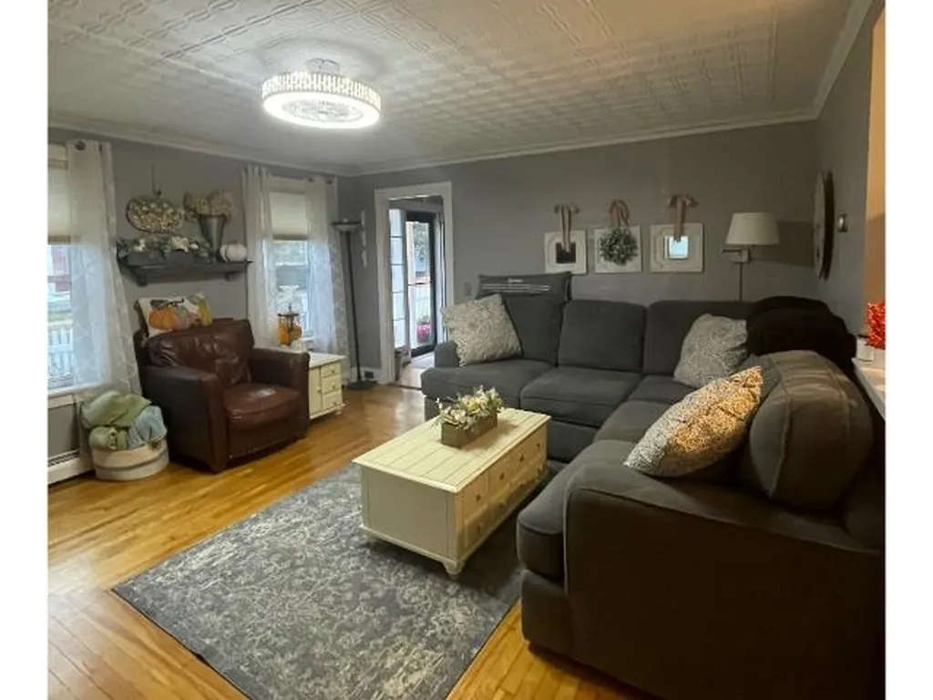 32 Beaver Street Keene NH 03431