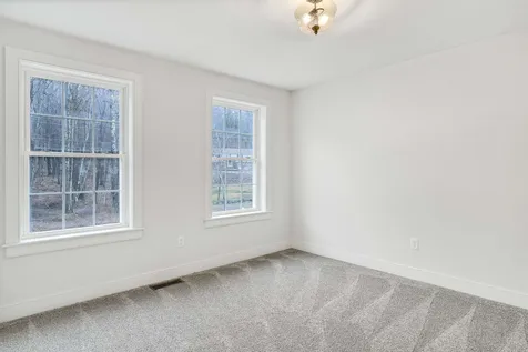300 Straw Road Manchester NH 03102