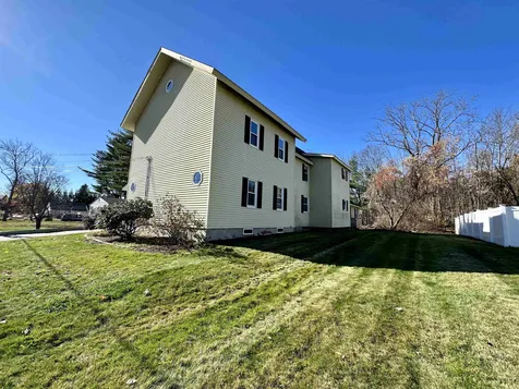 70 Grant Street Manchester NH 03104