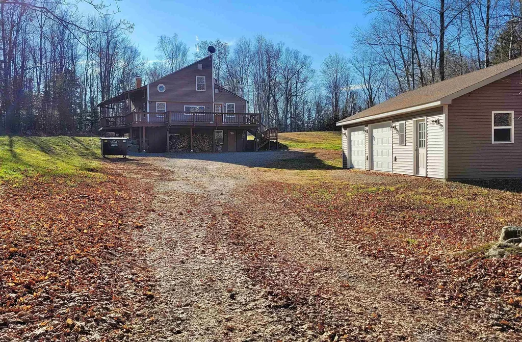 27 Hodge Road Lancaster NH 03584