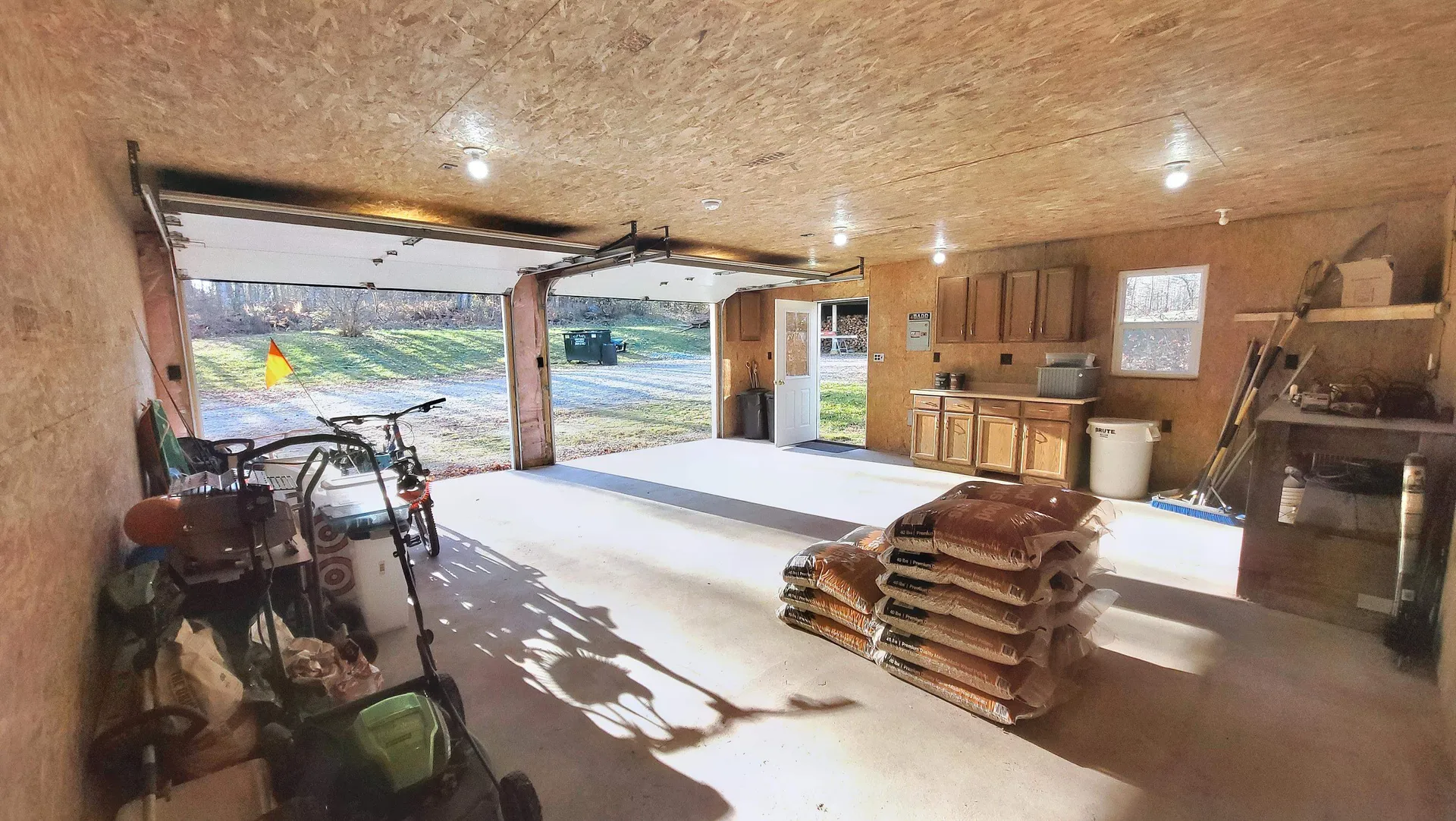 27 Hodge Road Lancaster NH 03584