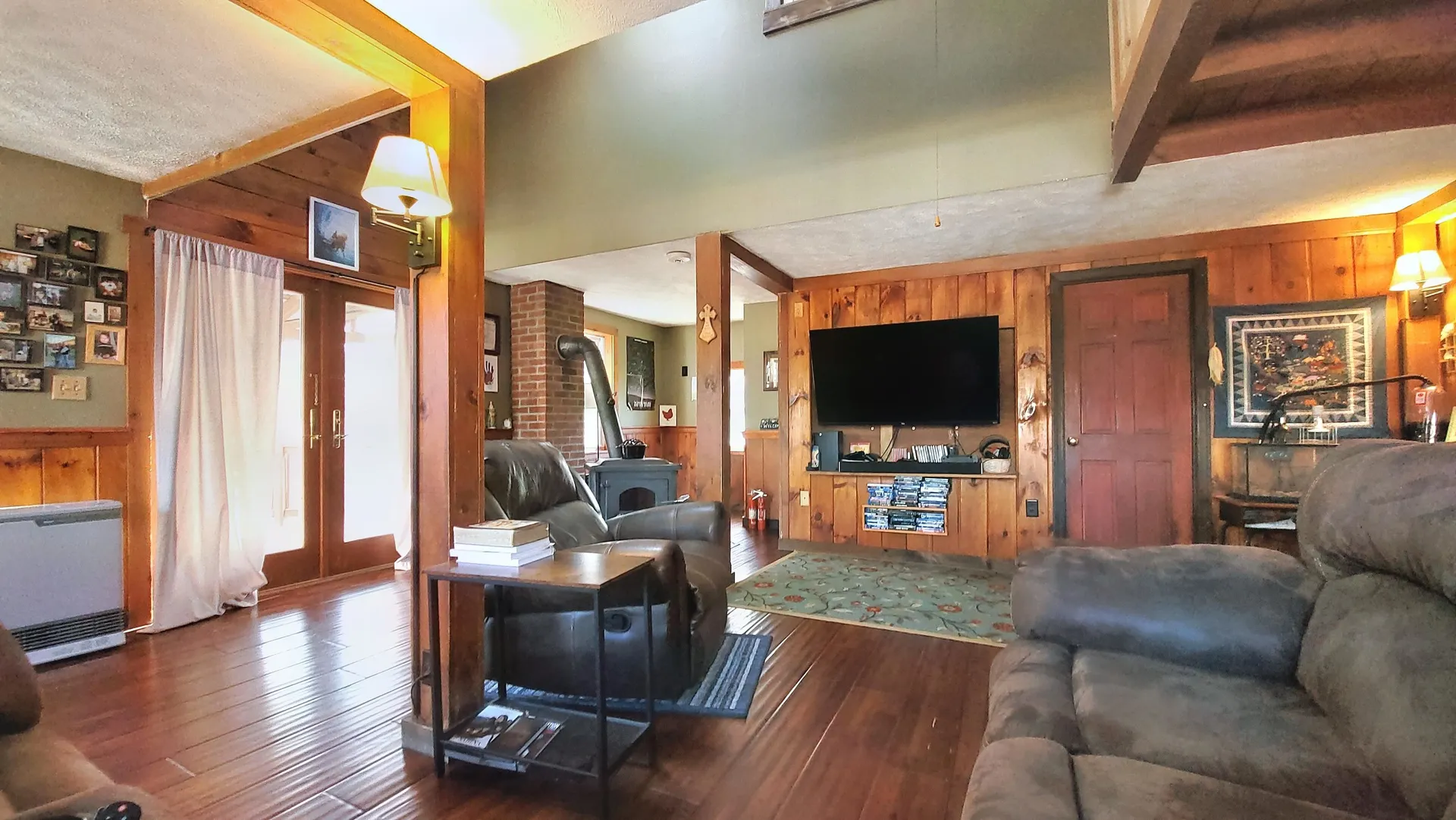 27 Hodge Road Lancaster NH 03584