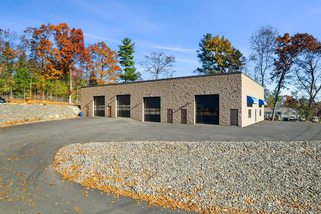 28 Haverhill Road Windham NH 03053