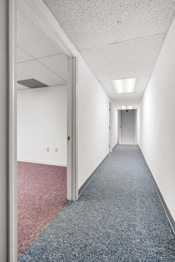 28 Haverhill Road Windham NH 03053