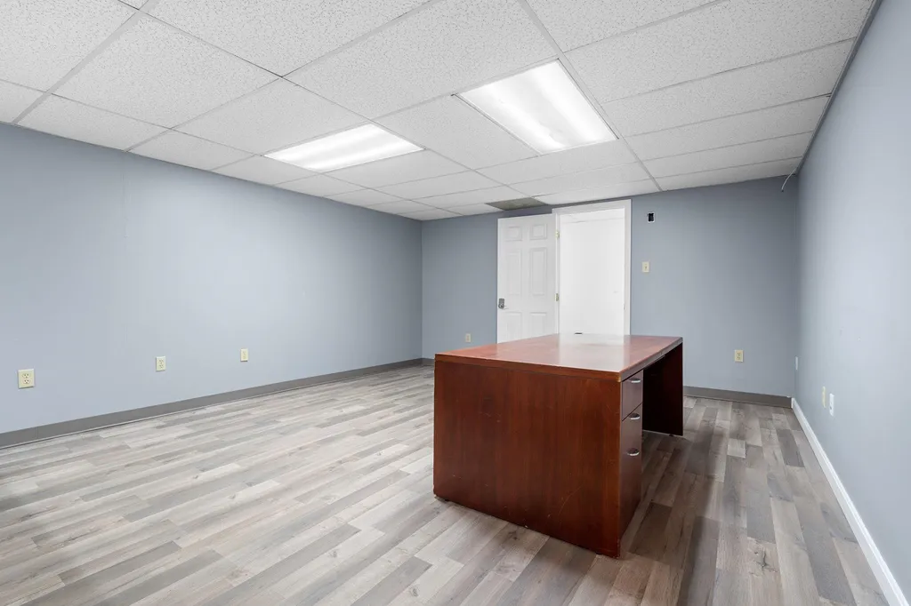 28 Haverhill Road Windham NH 03053
