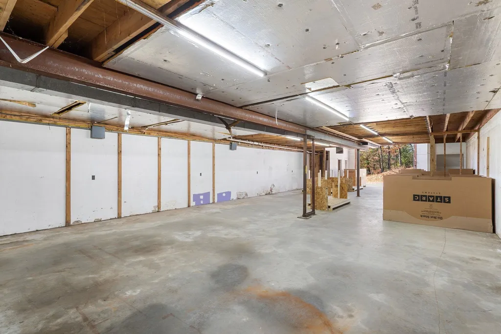 28 Haverhill Road Windham NH 03053