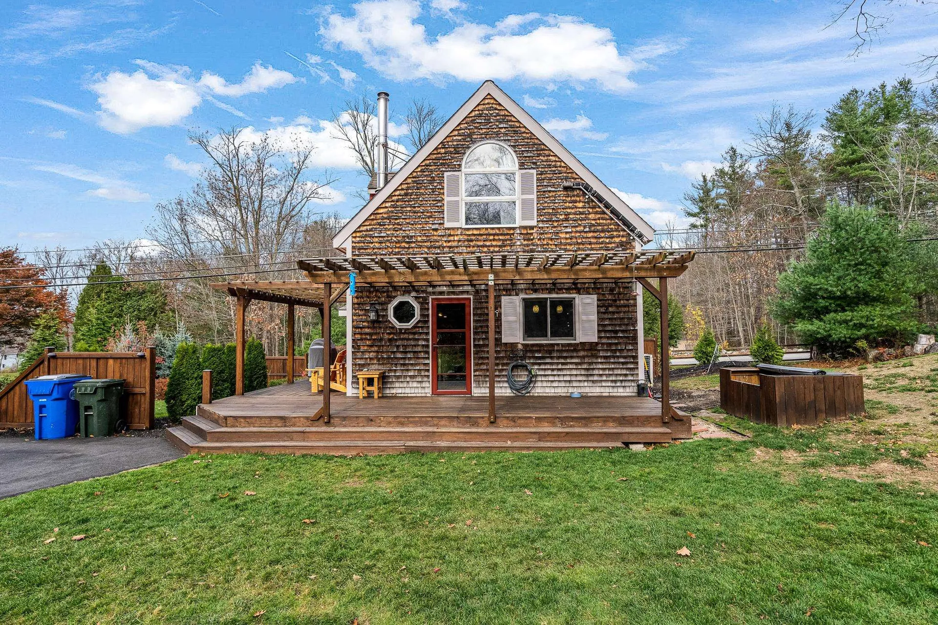 33 Litchfield Road Londonderry NH 03053