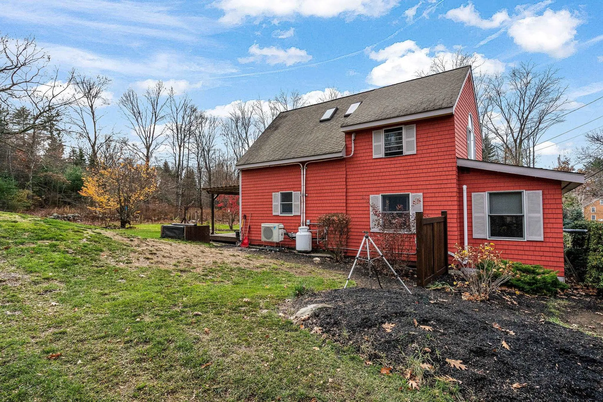 33 Litchfield Road Londonderry NH 03053