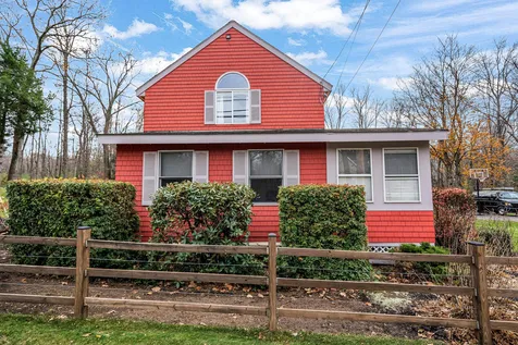33 Litchfield Road Londonderry NH 03053