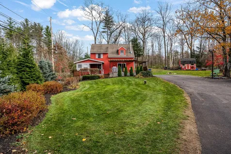 33 Litchfield Road Londonderry NH 03053