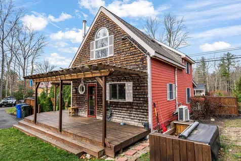 33 Litchfield Road Londonderry NH 03053