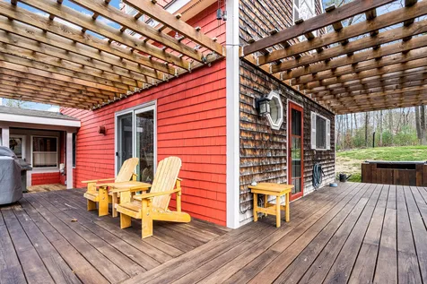 33 Litchfield Road Londonderry NH 03053
