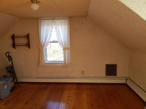 61 Meadowbrook Road Brattleboro VT 05301