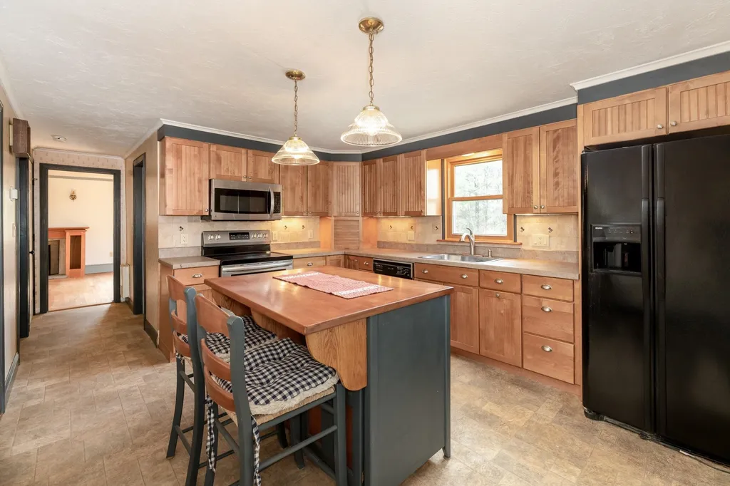 38 Ambrose Road Meredith NH 03253
