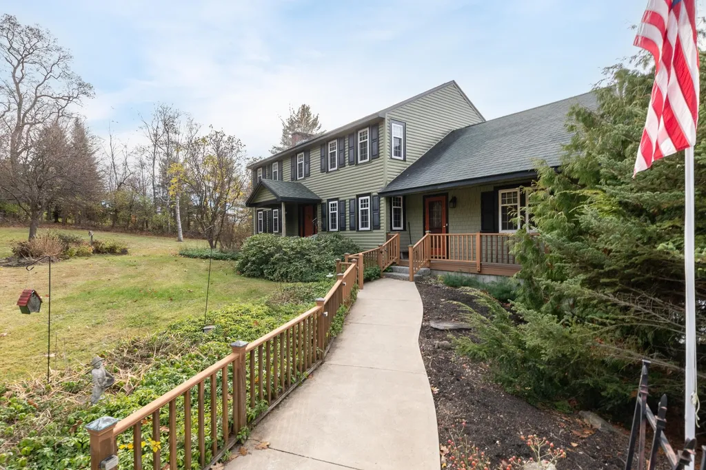 38 Ambrose Road Meredith NH 03253