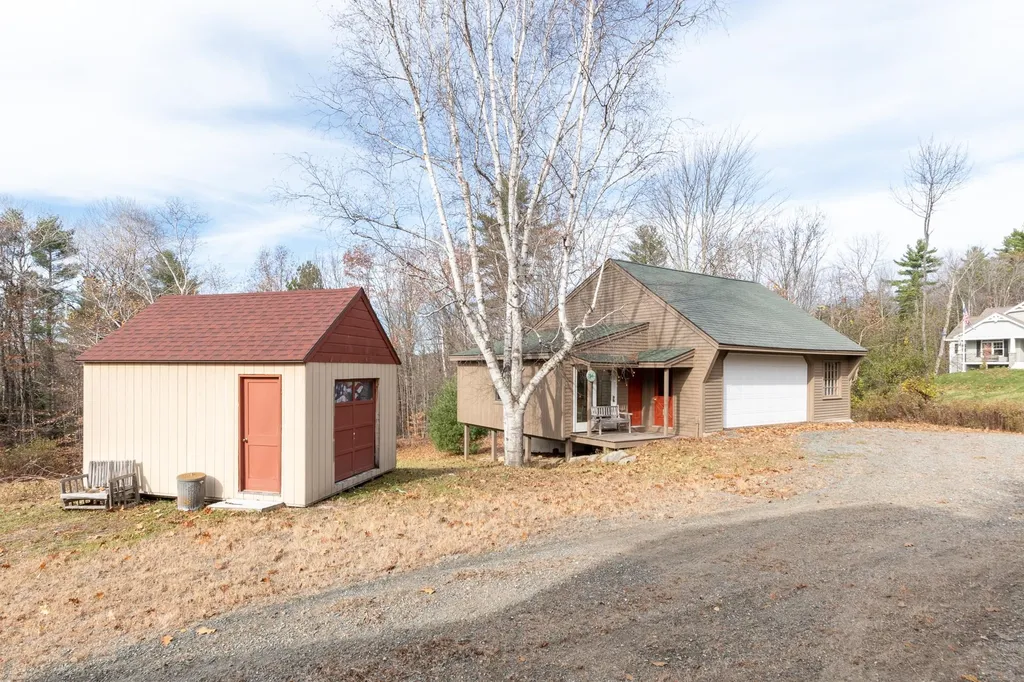 38 Ambrose Road Meredith NH 03253