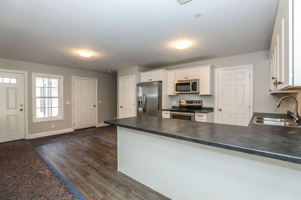702 Southfield Lane Peterborough NH 03458