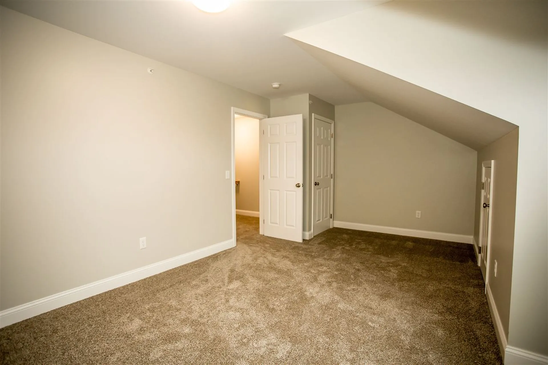 702 Southfield Lane Peterborough NH 03458