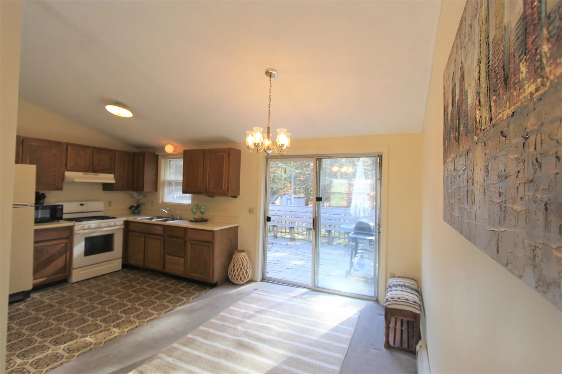 412 Whittier Drive Fremont NH 03044