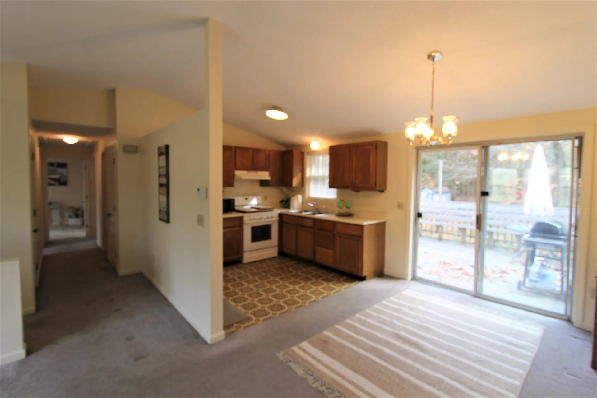 412 Whittier Drive Fremont NH 03044