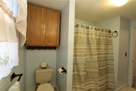 412 Whittier Drive Fremont NH 03044