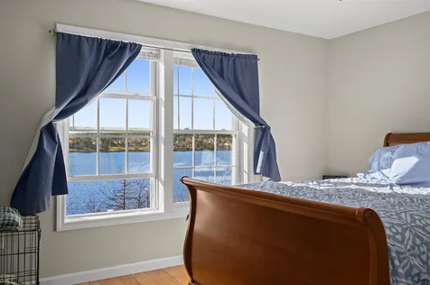 16 Brady Way Laconia NH 03246