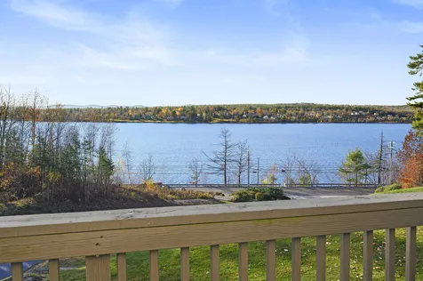 16 Brady Way Laconia NH 03246