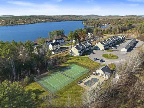 16 Brady Way Laconia NH 03246