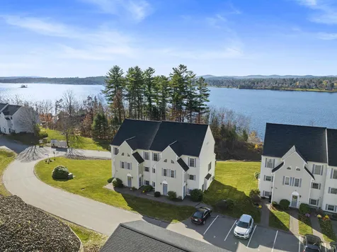 16 Brady Way Laconia NH 03246