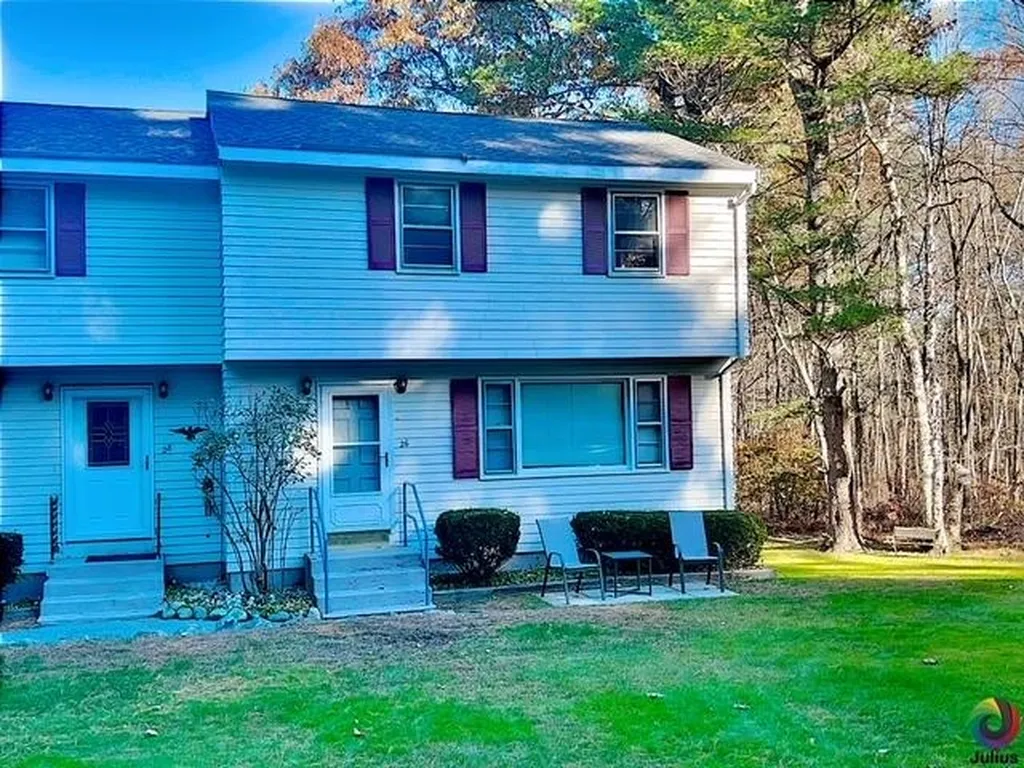 26 Nashua Road Pelham NH 03076