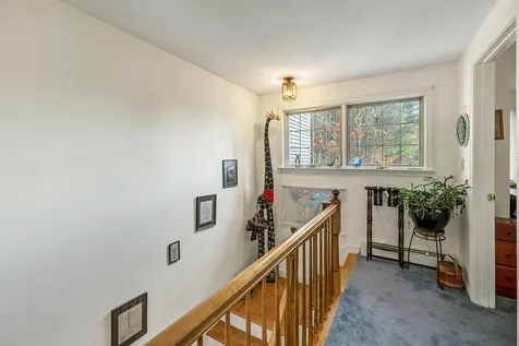 28 Windsor Square Laconia NH 03246