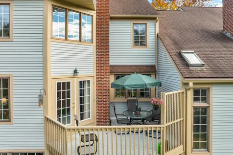 28 Windsor Square Laconia NH 03246