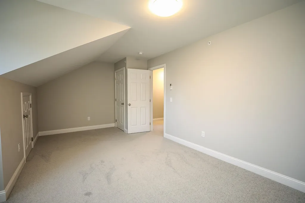 704 Southfield Lane Peterborough NH 03458