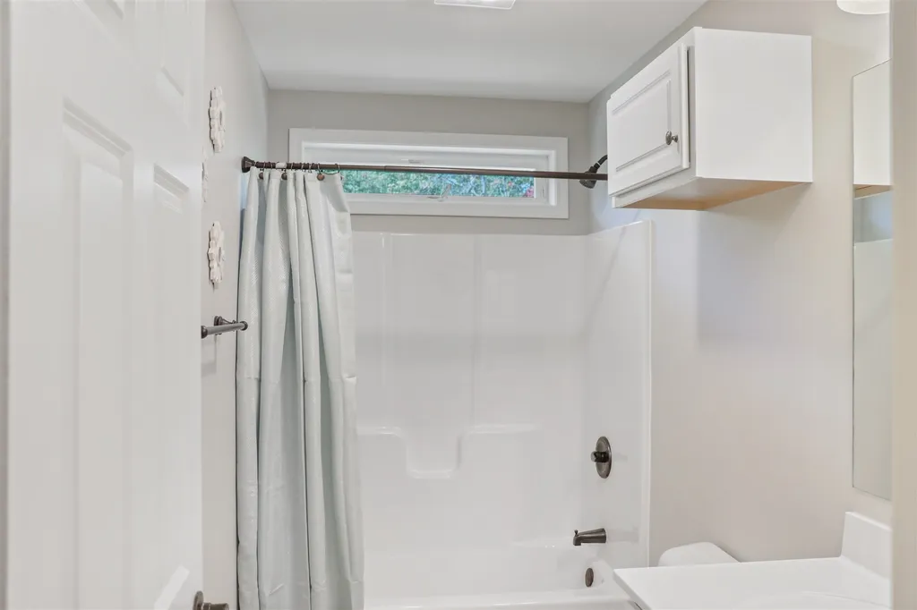 15b Margarets Way Ossipee NH 03864