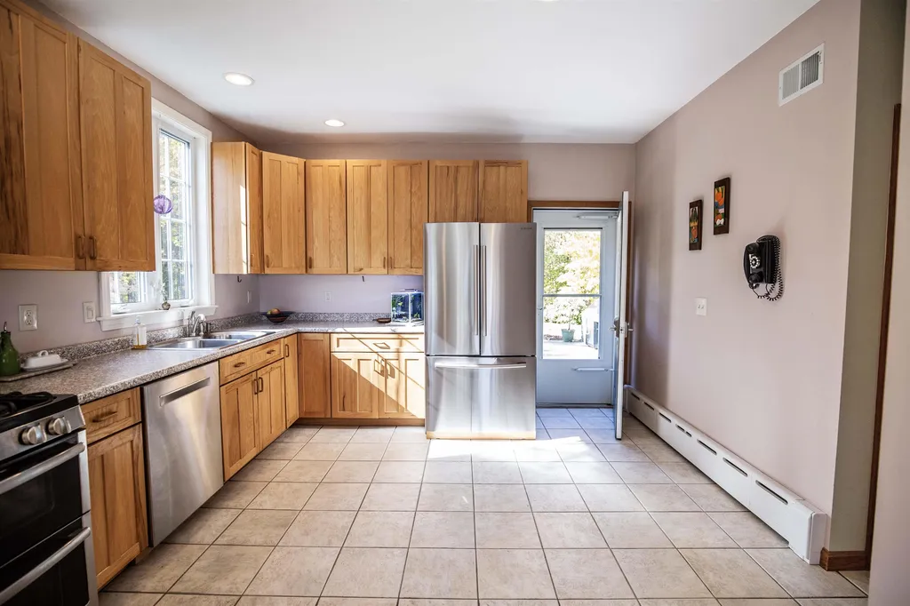 92 Grandview Drive Weare NH 03281