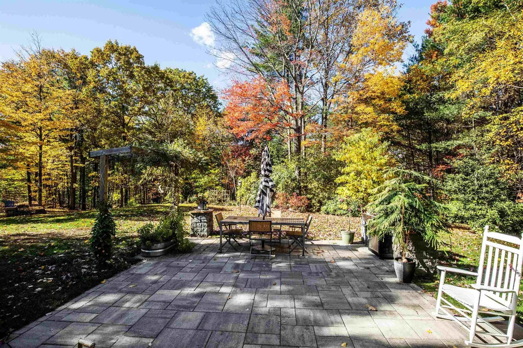 92 Grandview Drive Weare NH 03281