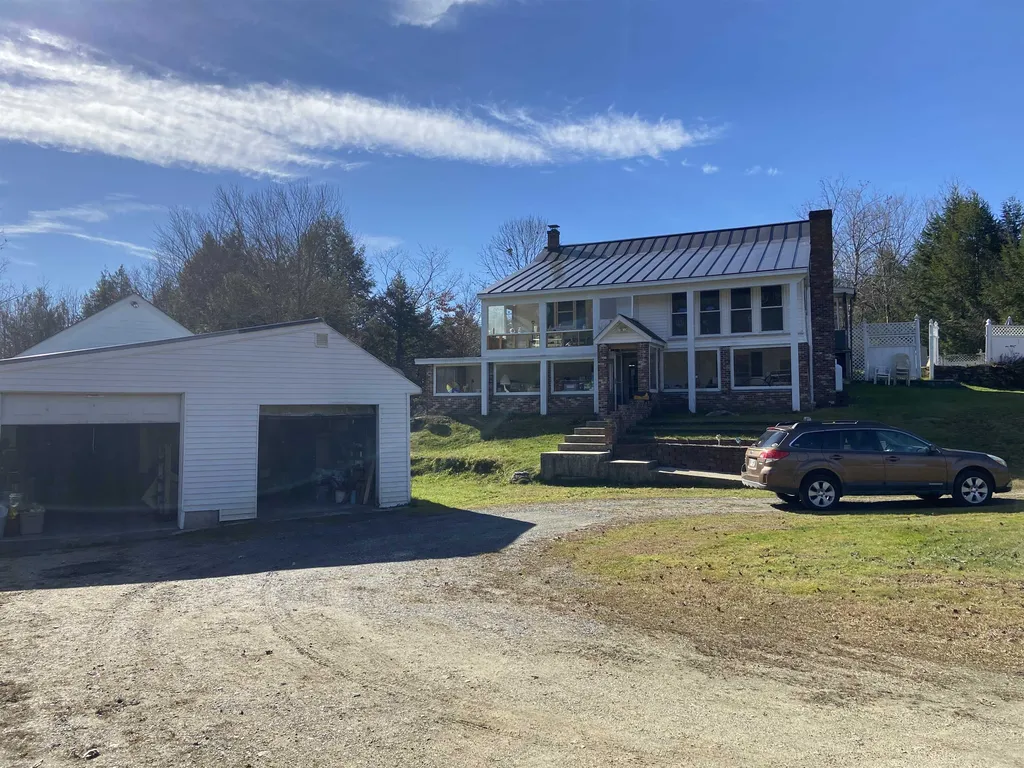 11 Oak Drive Gilsum NH 03448